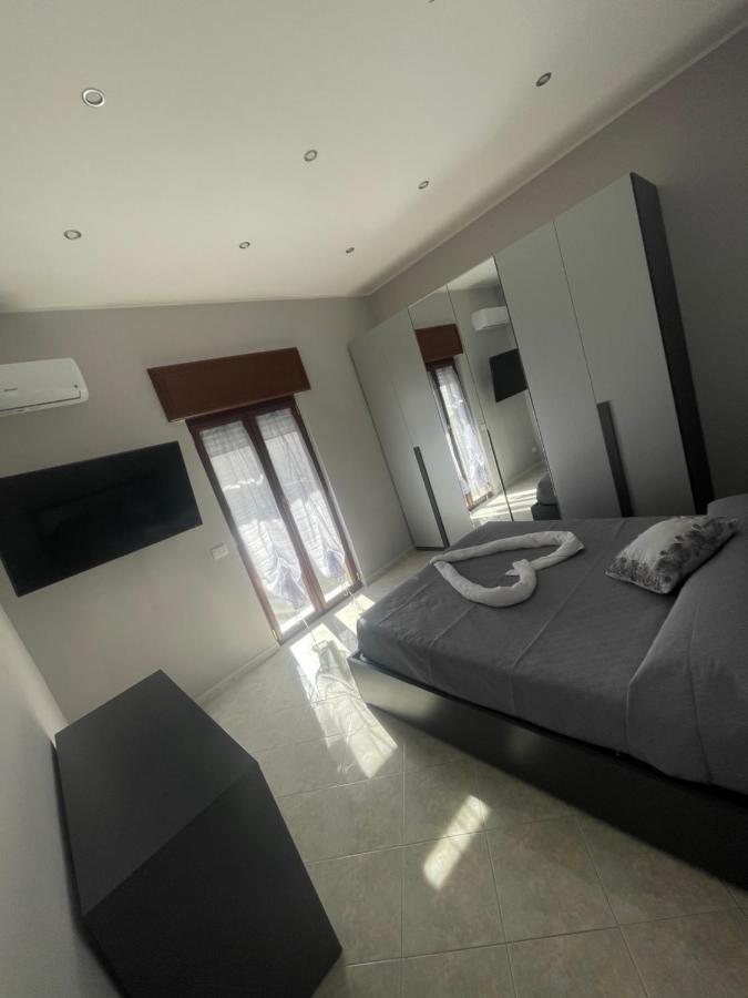 L'Aurora House Apartment Naples Exterior photo